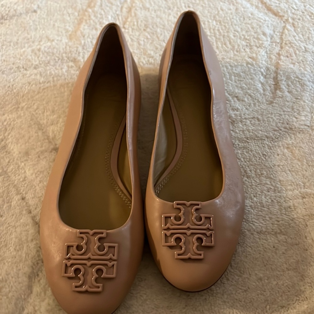 Tory Burch flat